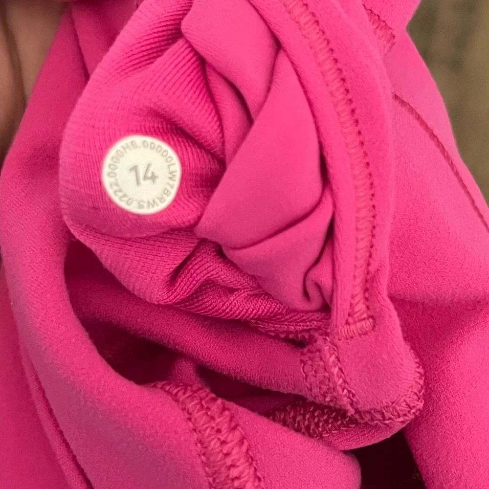 Lululemon Hot Pink High Rise Biker Shorts Size 14 - Picture 6 of 6